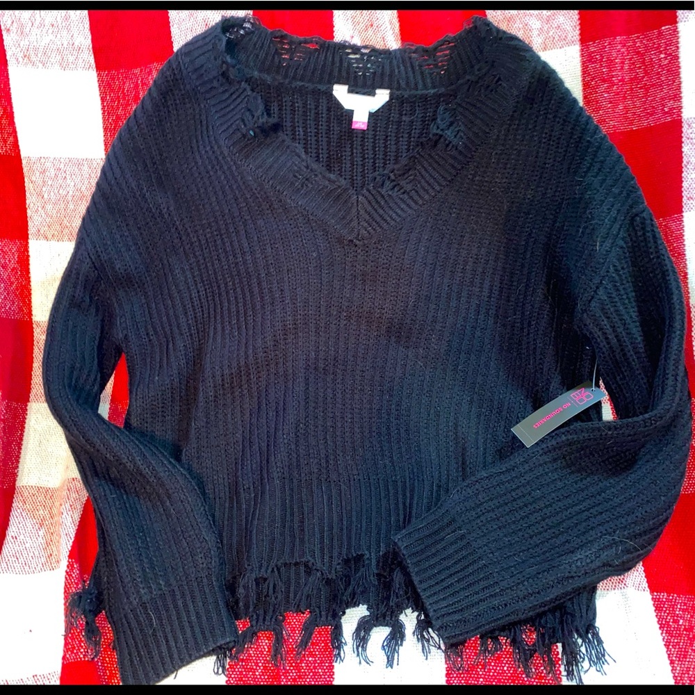 FRINGED SWEATER